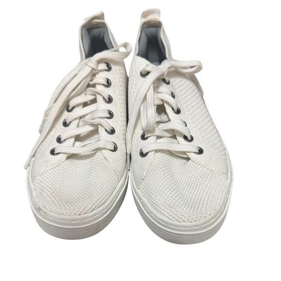 Eileen Fisher white sneakers size 9. Classic neutral minimalist quiet luxury - Picture 7 of 8